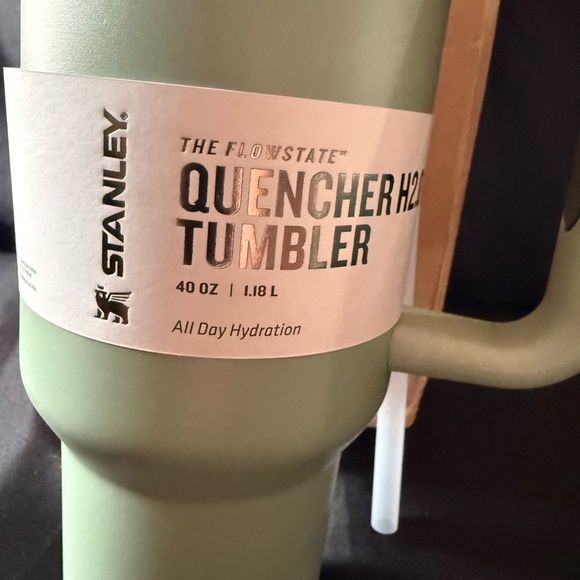 New Stanley 40oz Sage Green Hydration Tumbler w/ Straw - Picture 3 of 6